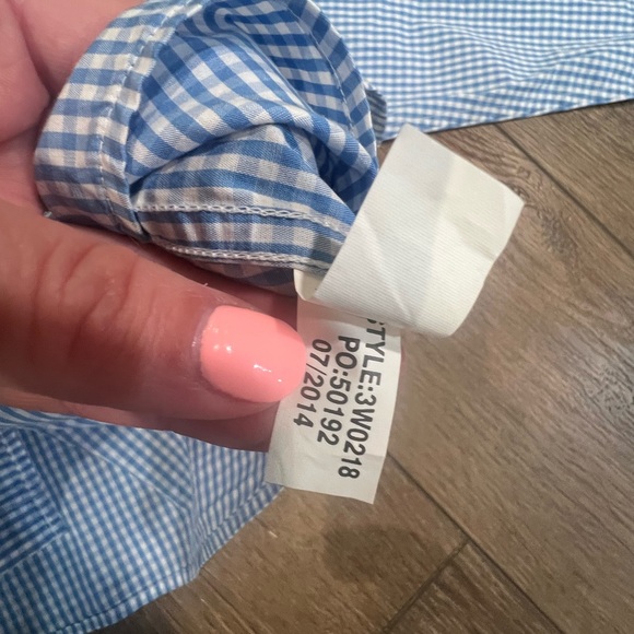 Boys Vineyard Vines Button Down Blue Gingham - Picture 6 of 11